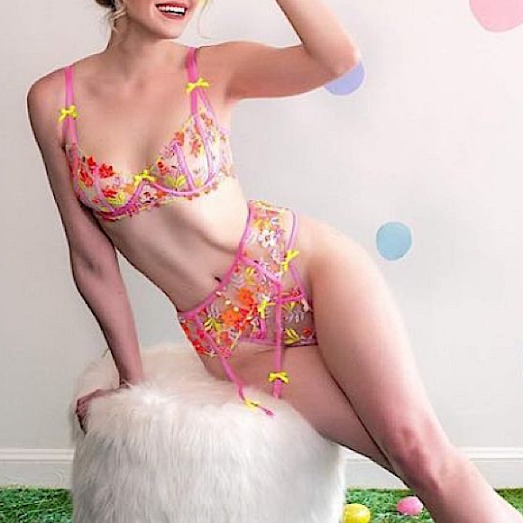 3 PIECE FOR LOVE & LEMONS Summer Tide Bra + Garter + Thong set - Picture 2 of 14